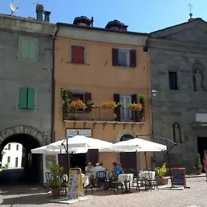 Piazza Citta D'arte Appartamento Fiumalbo